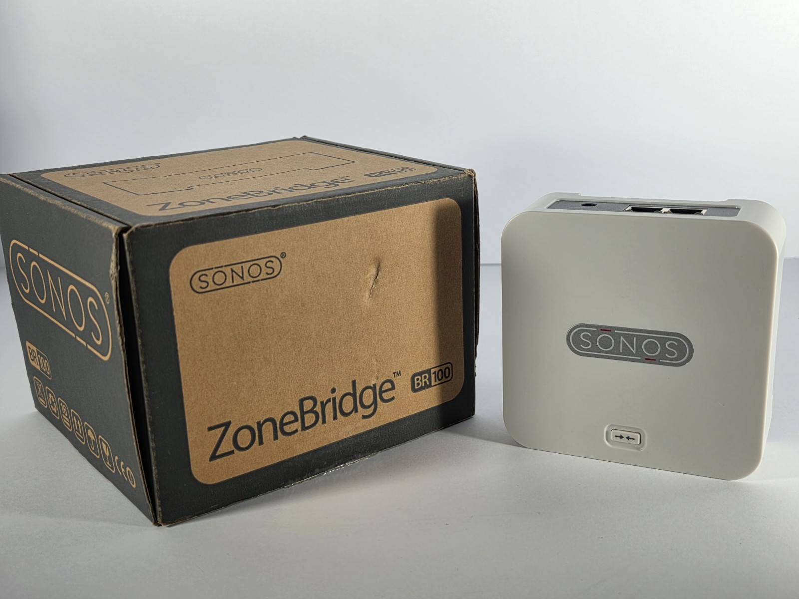 Sonos ZoneBridge BR100 Wireless Network Bridge with Power Adapter & RCA Cable EC