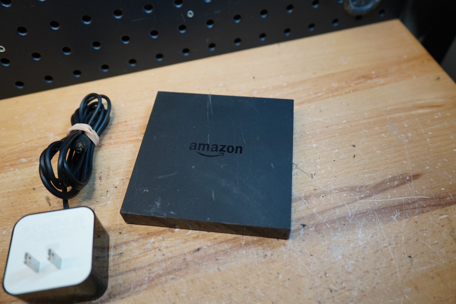 (I) Amazon Fire TV 2nd Generation 4K DV83YW Streaming Media Player No Remote