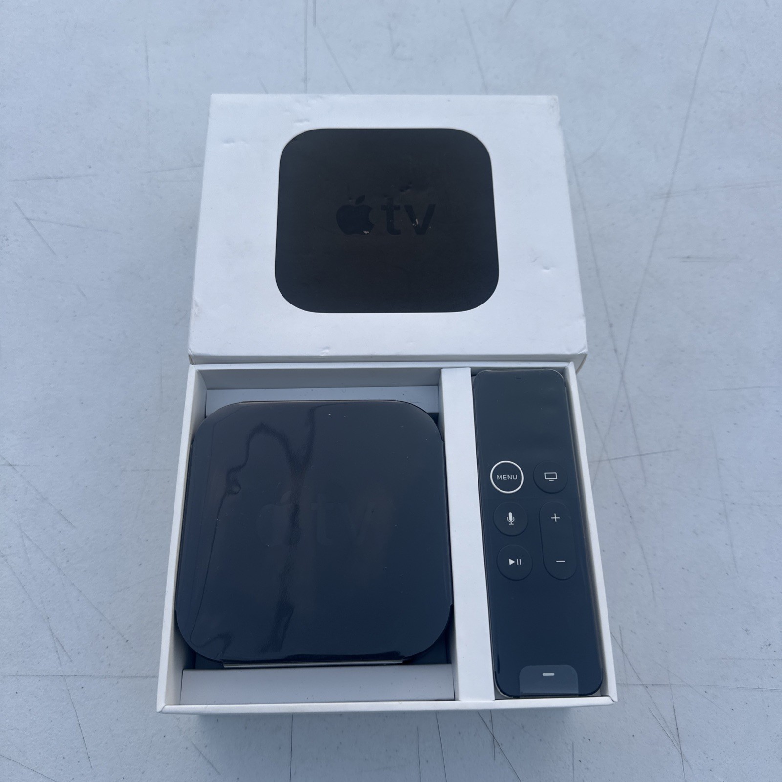 Apple TV HD 32GB A1625 MR912LL/A Open Box Never Used Complete Siri Remote