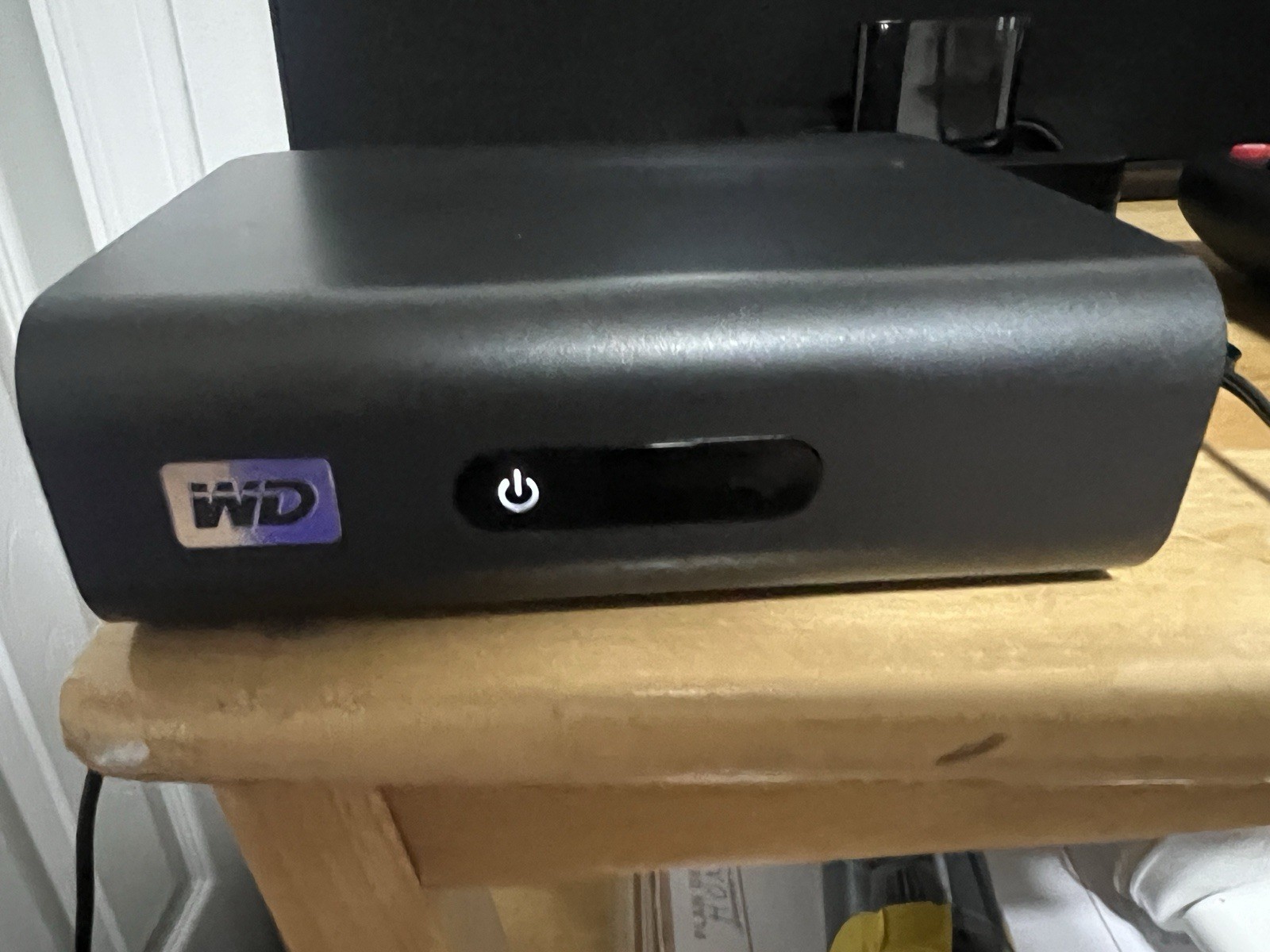WD TV Live HD Media Player Digital -WDBAAN0000NBK-01- Unit ONLY tested