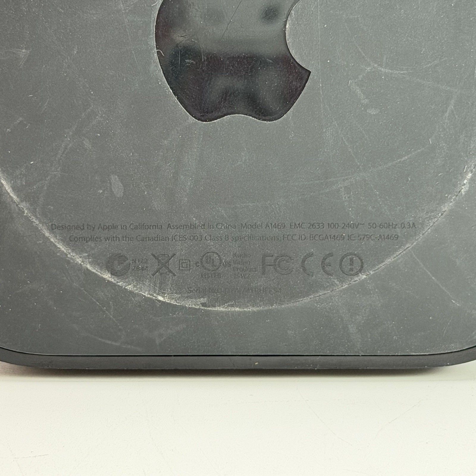 Apple TV (3rd Generation) 1080P Media Streaming Player A1469 NO REMOTE