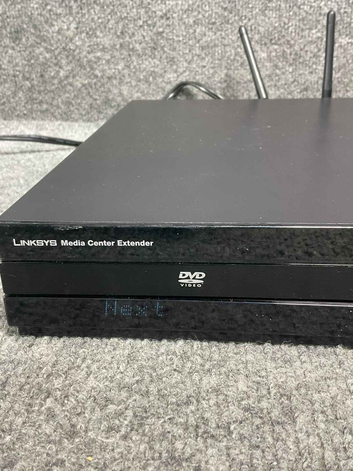 Cisco Linksys DMA2200 Media Extender Dolby Digital DVD Player