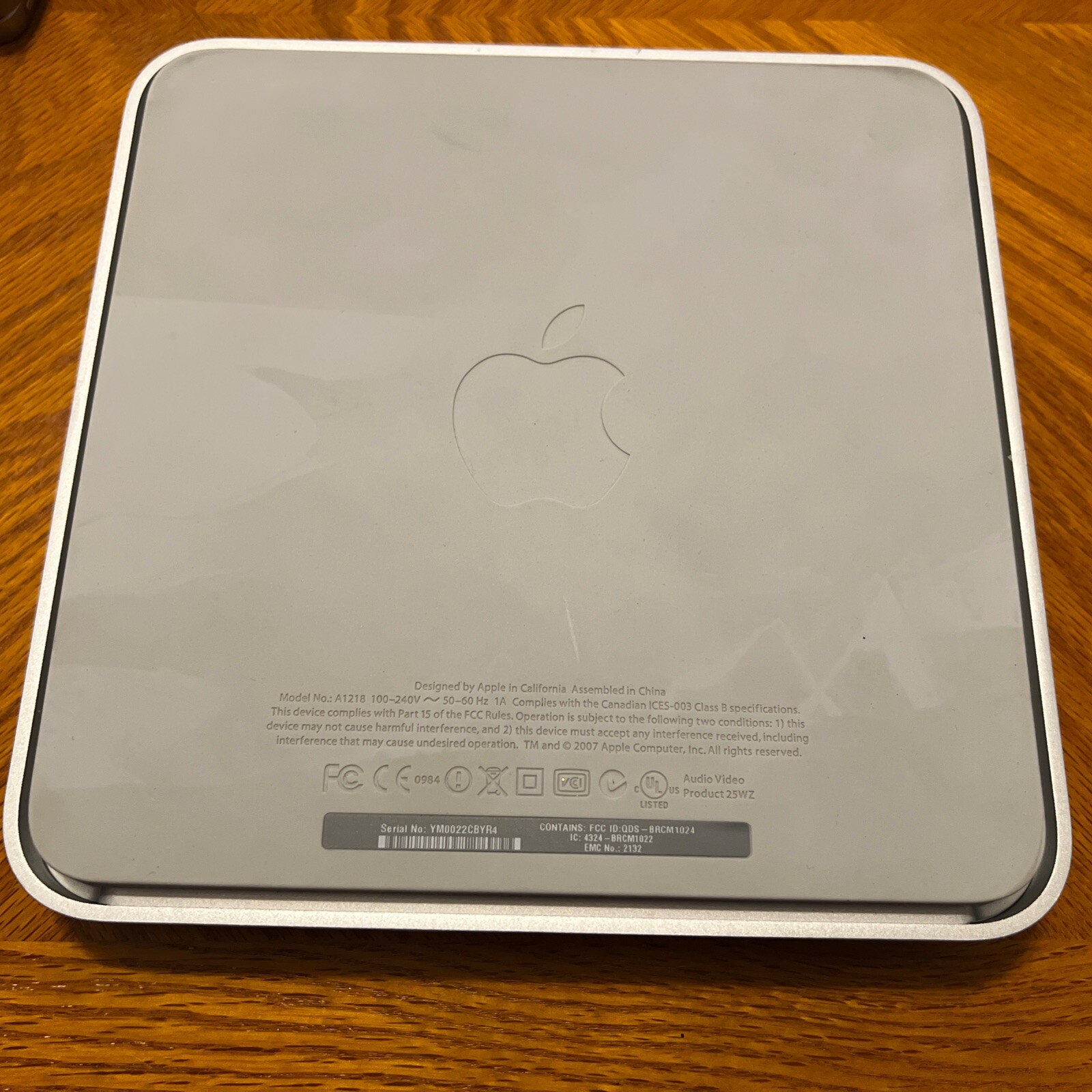 Apple TV A1218 1st Generation Media Streamer , No charger, No Remote