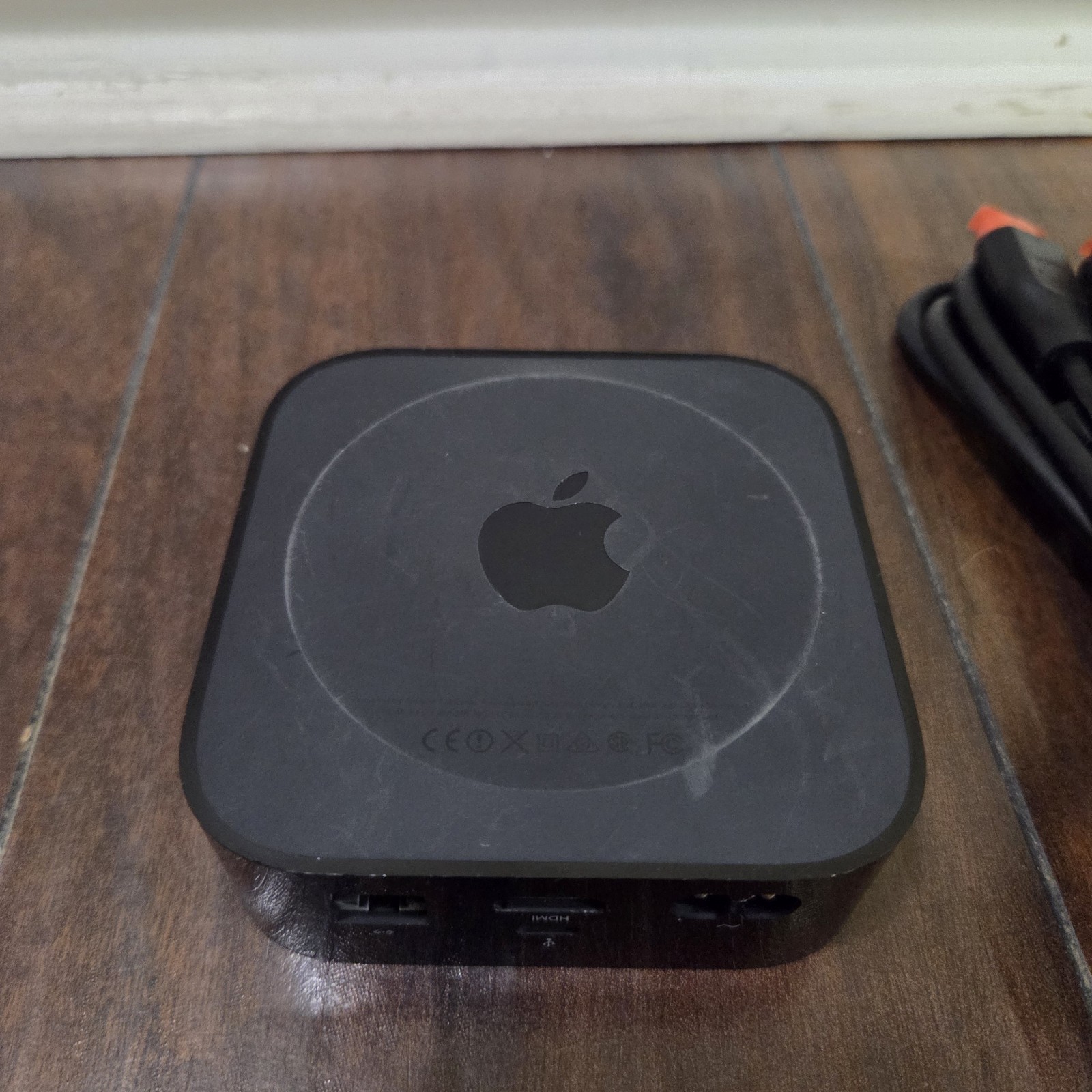 Apple TV A1625 32GB 4th Gen HD Media Streamer Unit Only – W/HDMI & Power Cord
