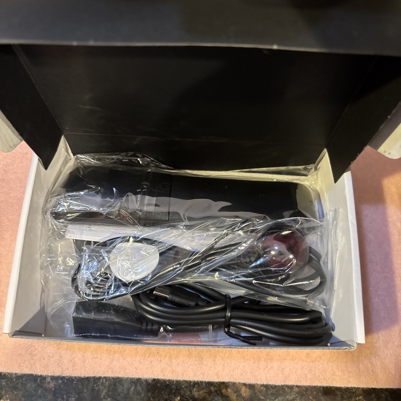 4K Ultra HD TV Stick Android Stream 1000’s Of Channels-NIB