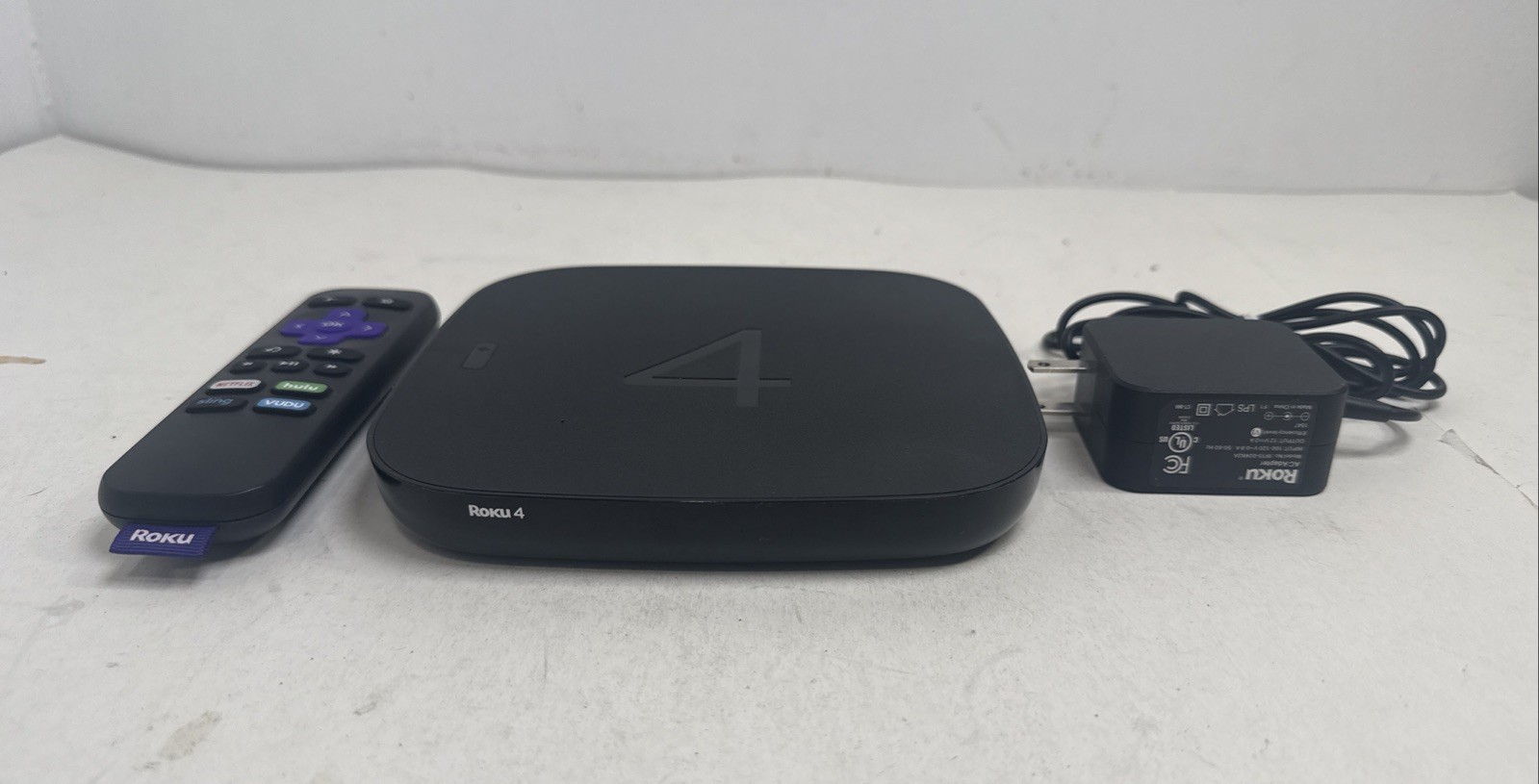 Roku 4 4400X HD & 4K UHD Streaming Media Player – Black