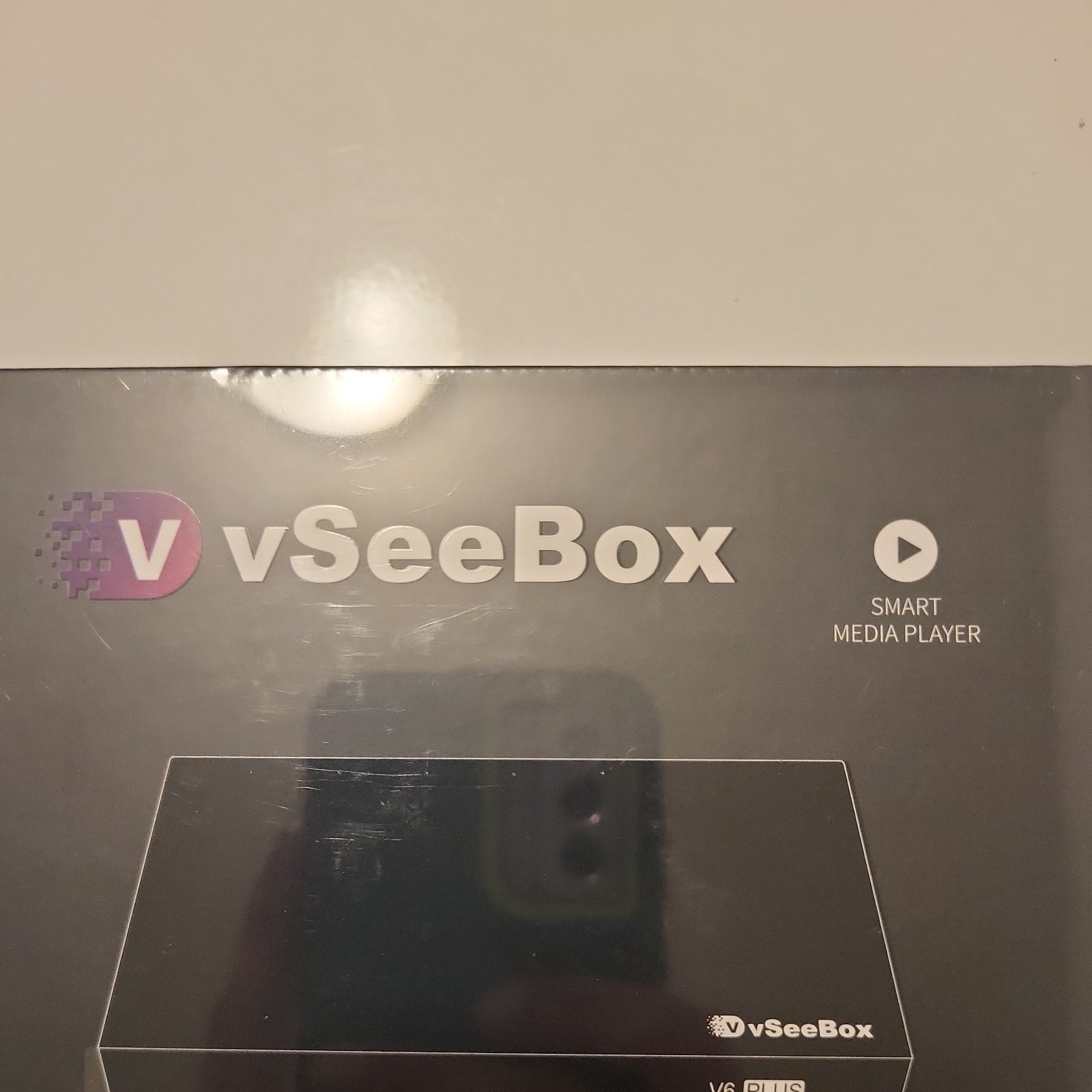 brand new sealed Vseebox Vsee V6 plus – bin4