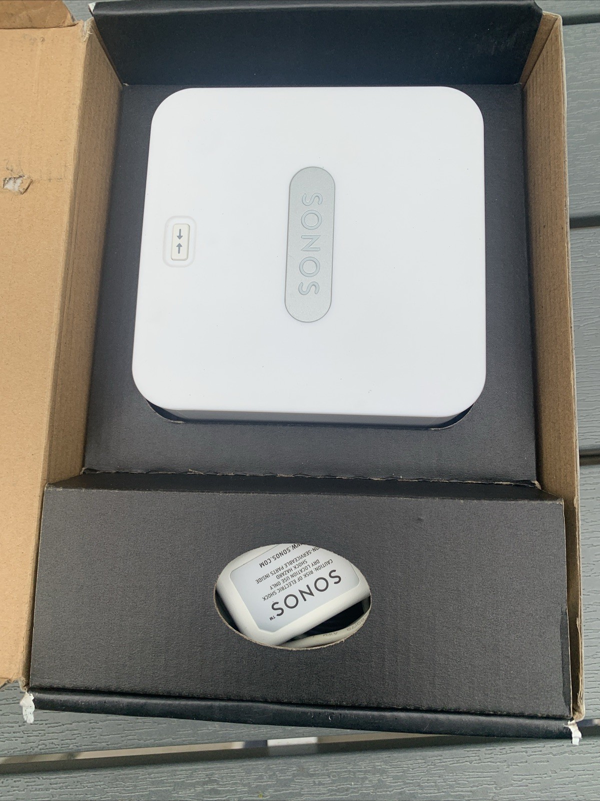Sonos BRIDGE Wireless HiFi System (White) in Box w/ Cords & Manual