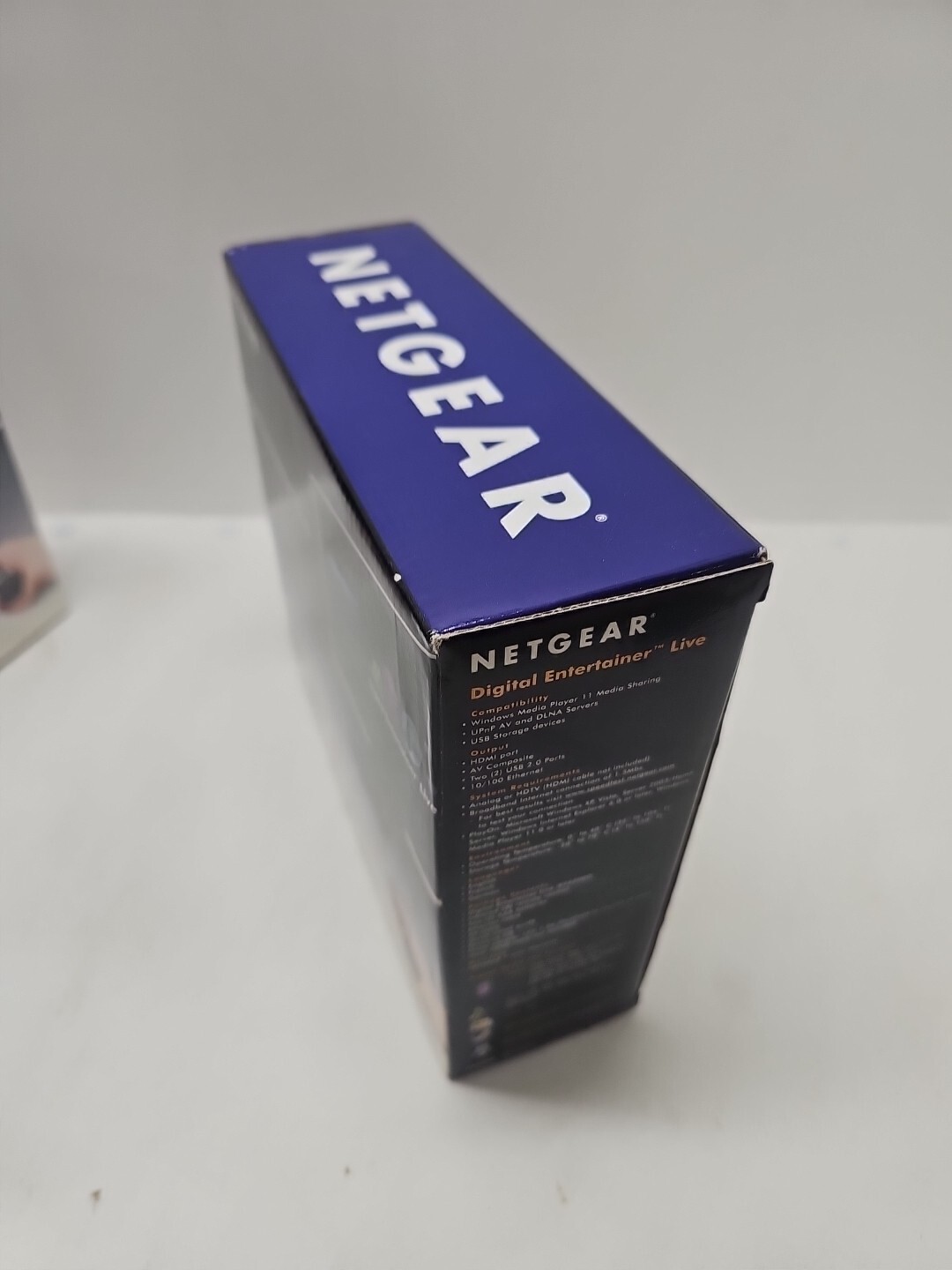 NetGear Digital Entertainer Live Digital HD Media Streamer (A1)
