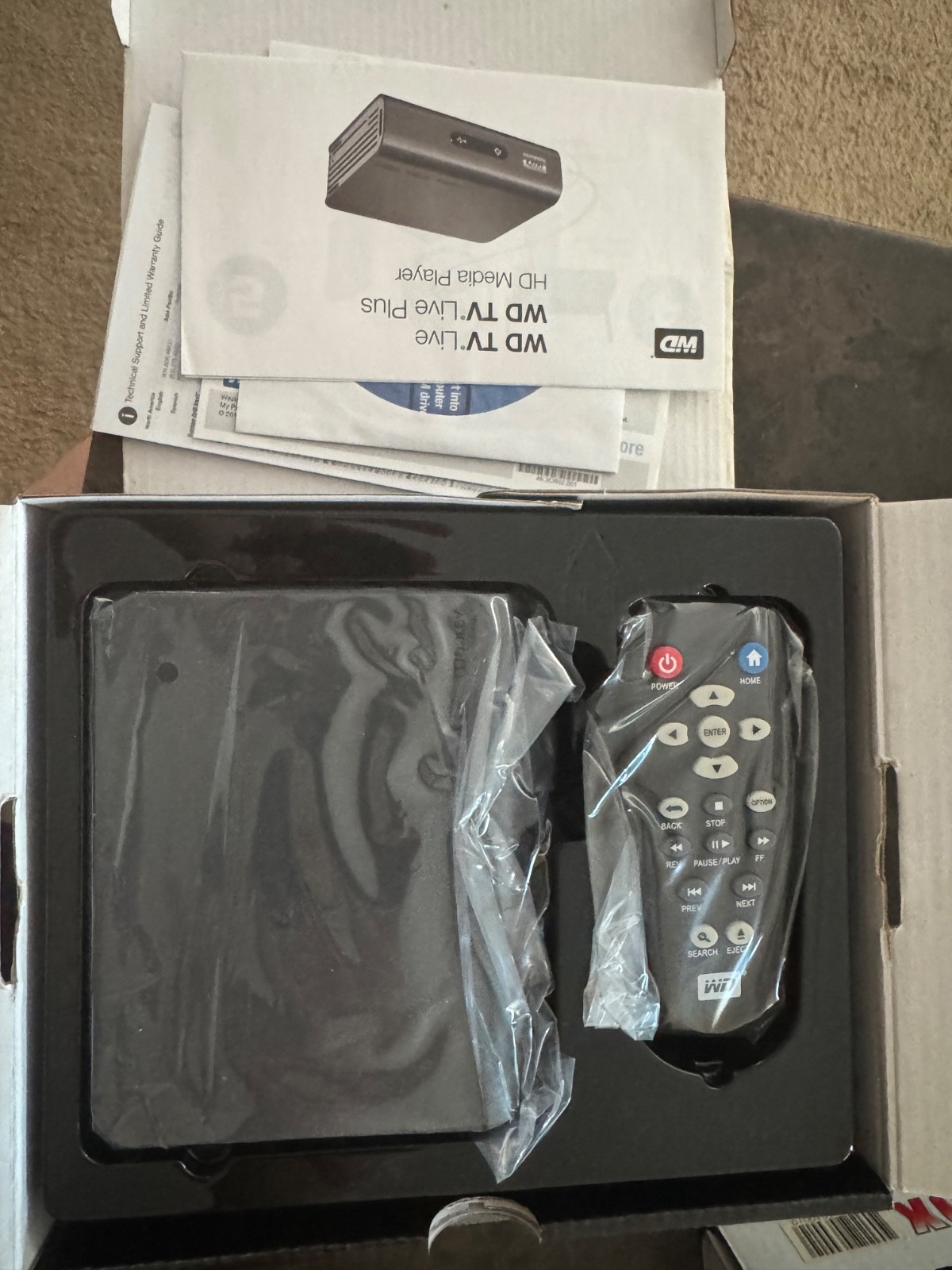 Western Digital TV Live Plus HD Media Player with Remote (WDBABX0000NBK-NESN)
