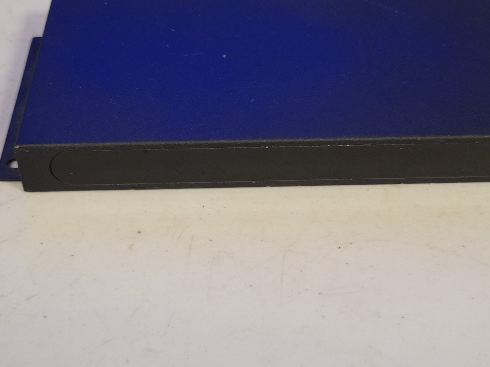 OUTFORM # UIM 4001-CO1 iDISPLAY 4K MEDIA PLAYER TESTED/WORKING – T6