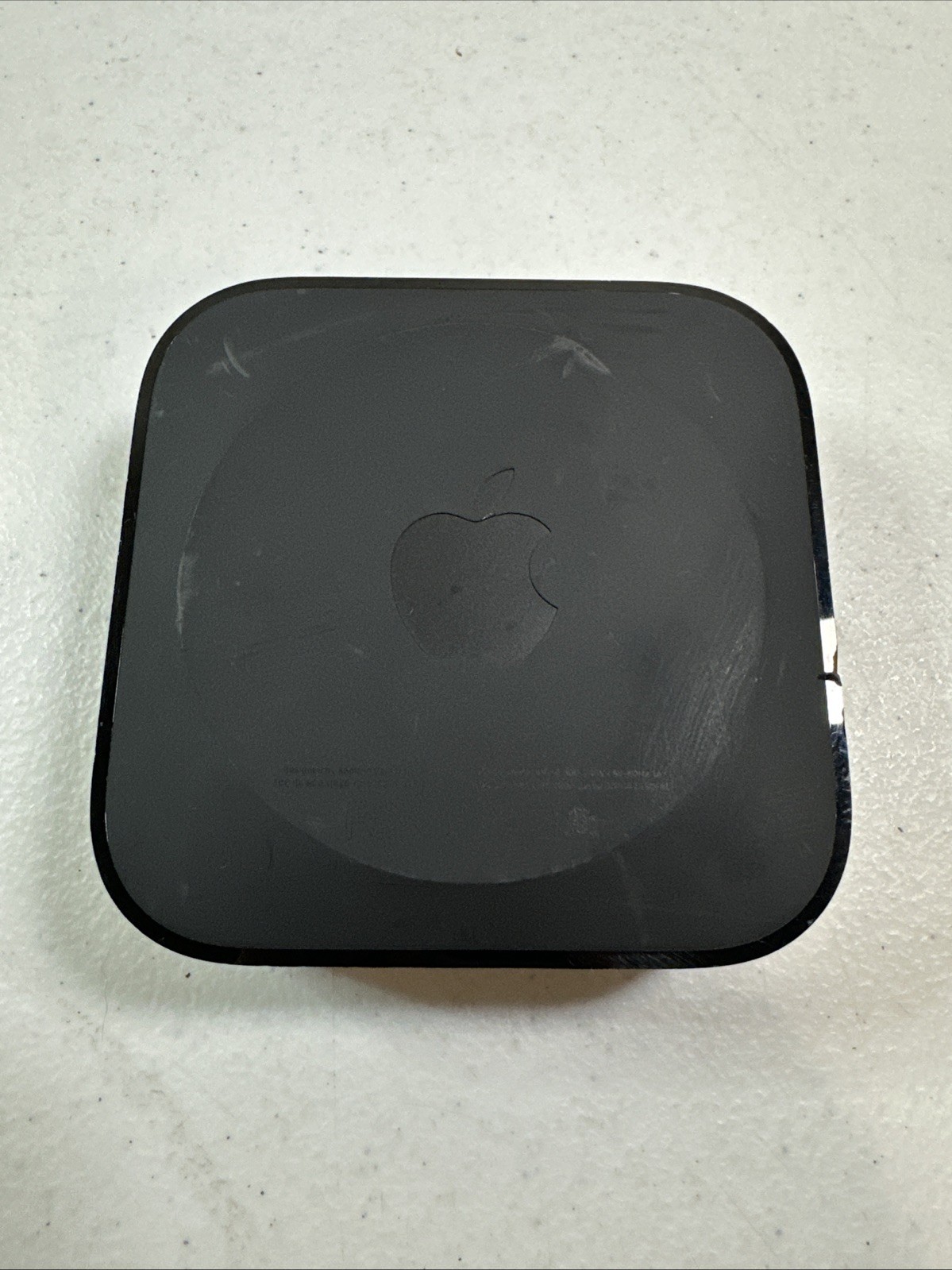 Apple TV 4th Gen Model A1625 HD 32GB with Remote and Power Cord