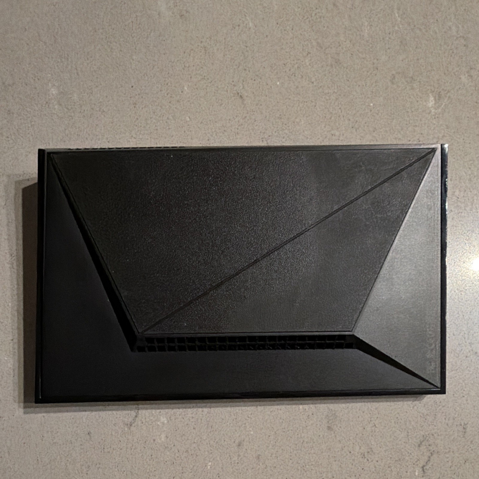 NVIDIA SHIELD TV P2897 16GB Media Streaming Box Black ONLY