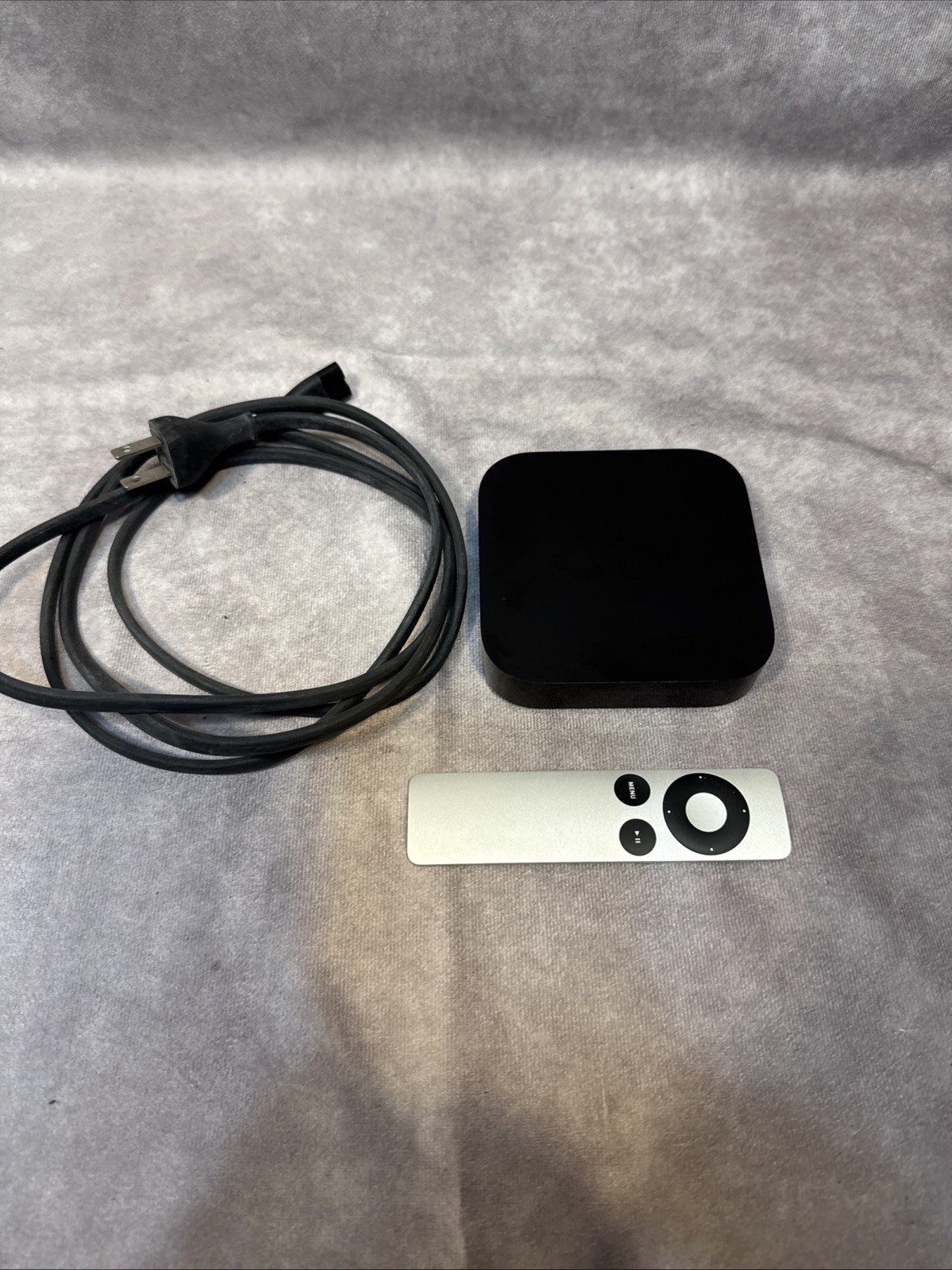 Apple TV (2nd Generation) 8GB Media Streamer – A1378 (CA)