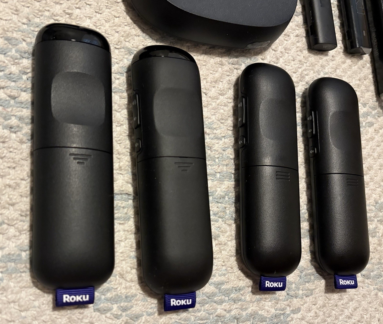 Roku Streaming Device Bundle x 4 – 2 Sticks 3820×2, 3960x, 4801x -All w/ Remotes