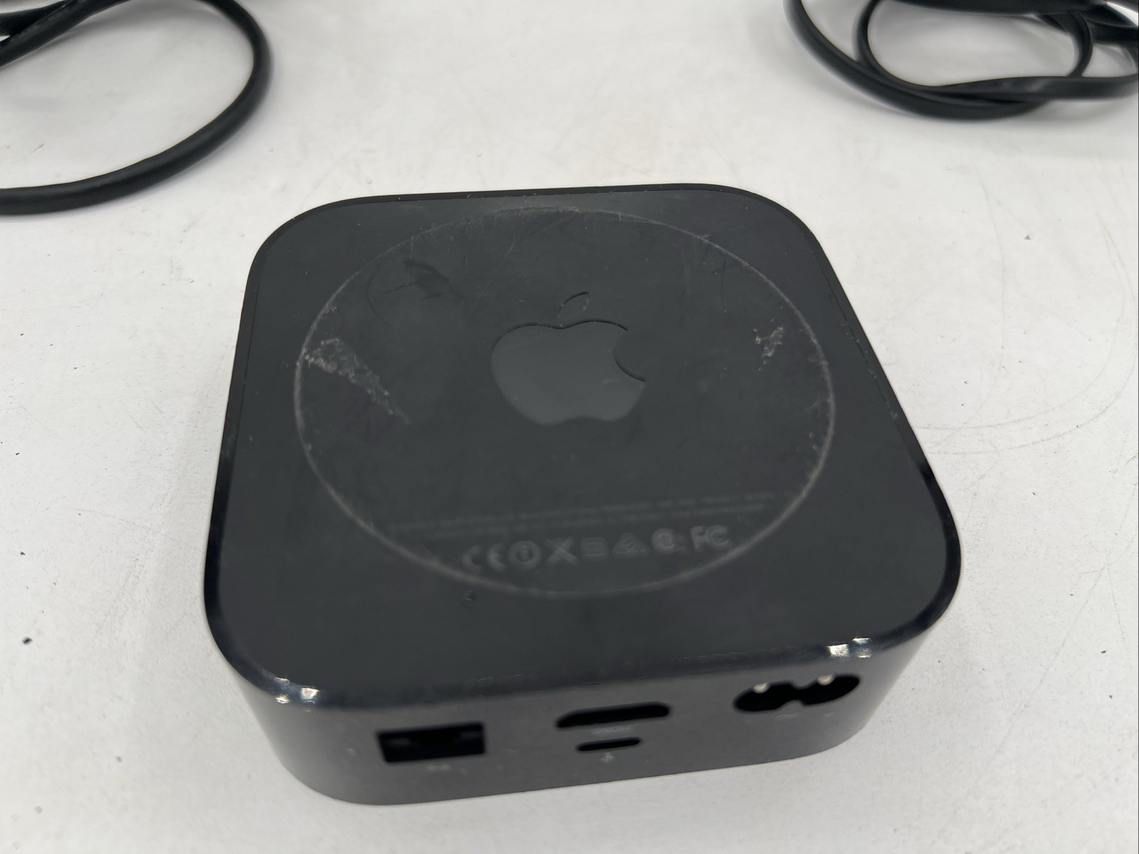Apple TV A1625 32GB 4th Gen HD Media Streamer Unit Only Factory Reset Tested