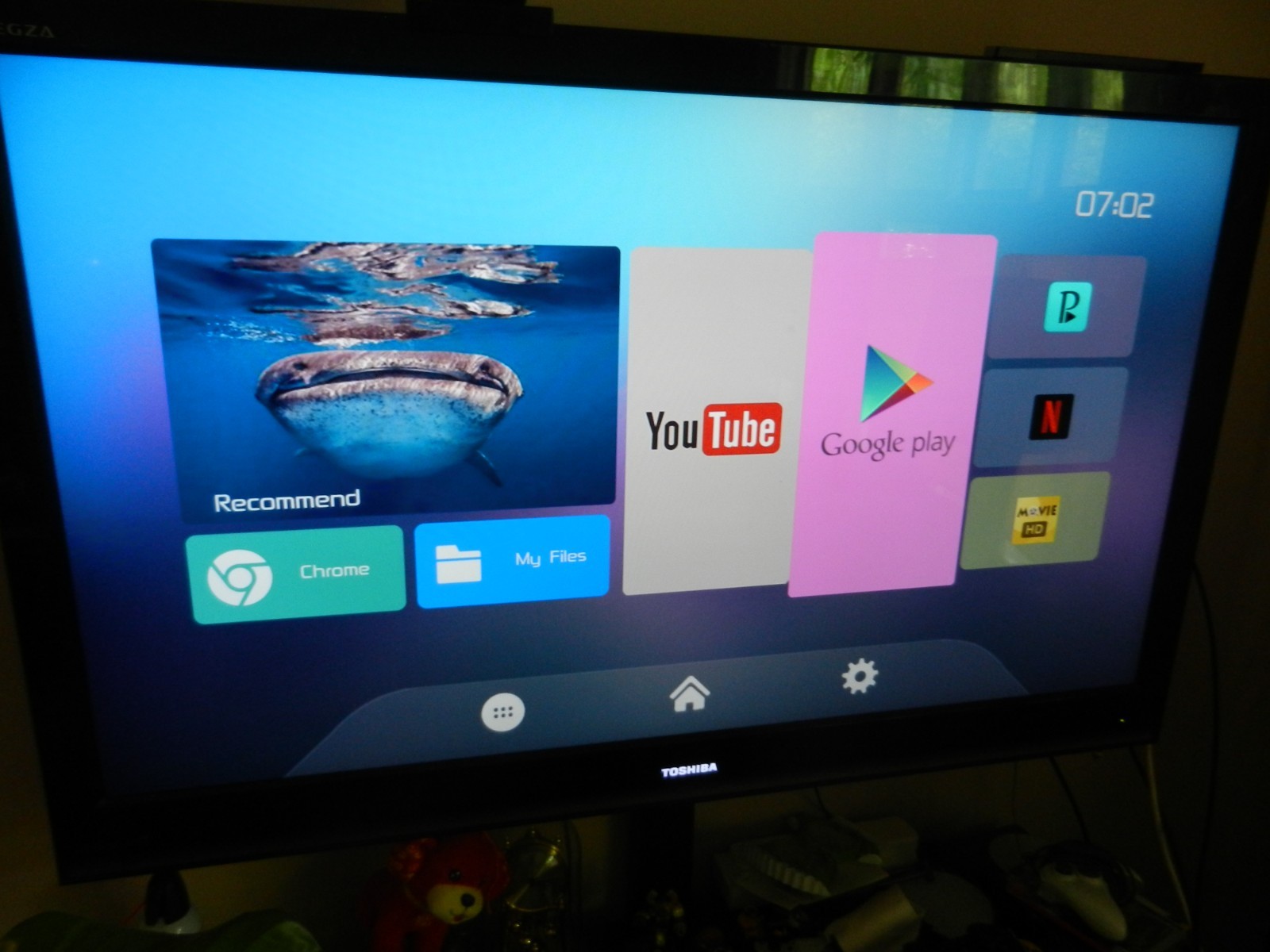 Android TV Box T95 Max Android 9.0 with 4GB RAM 32GB ROM Quad-Core 2 wifi