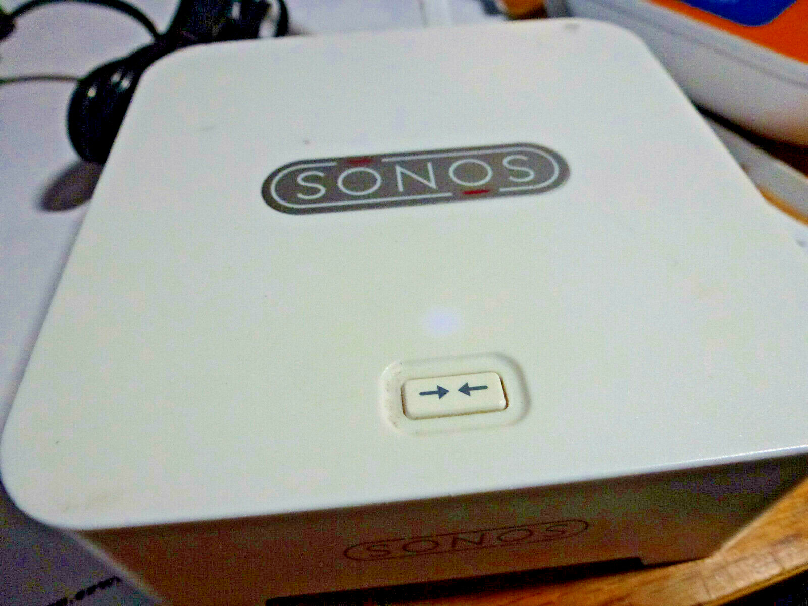 Sonos Multi-Room Music System ZoneBridge BR100 w Adapter –White