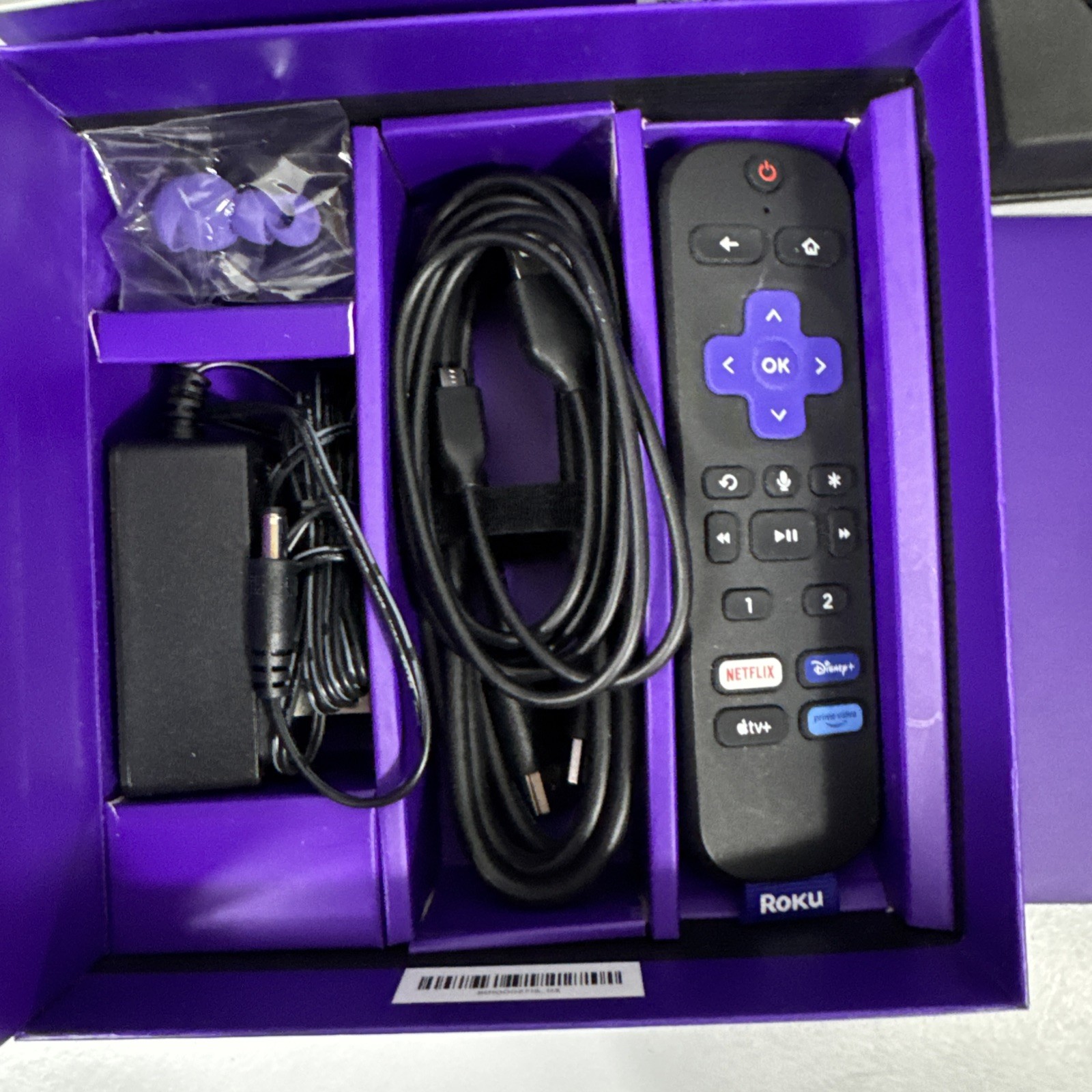 Roku Ultra 4K UHD Streaming Media Player with Voice Remote Pro Rechargeable