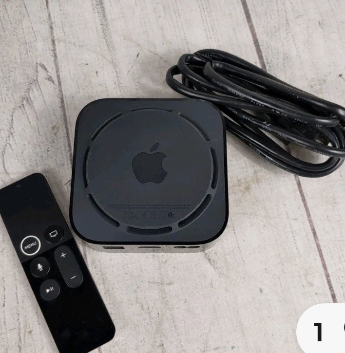 Apple TV HD 4th Gen 32GB A1625 Media Streamer (MGY52LL/A)