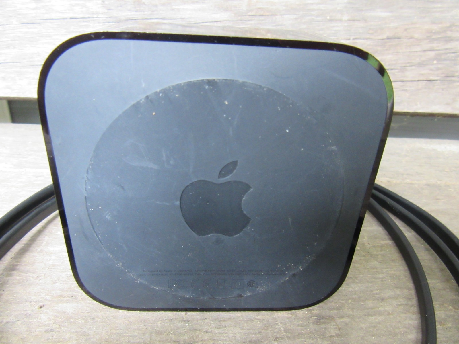 Apple TV (4th Generation) HD Media Streamer-A1625