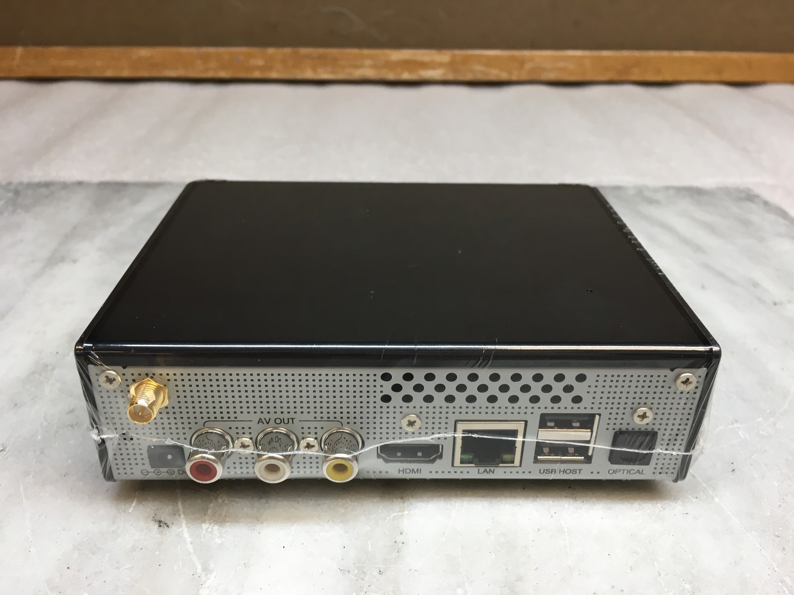 VidOn Box Vidon.me AV100 Android Box Ethernet HDMI Optical 1.4 *OPEN BOX*