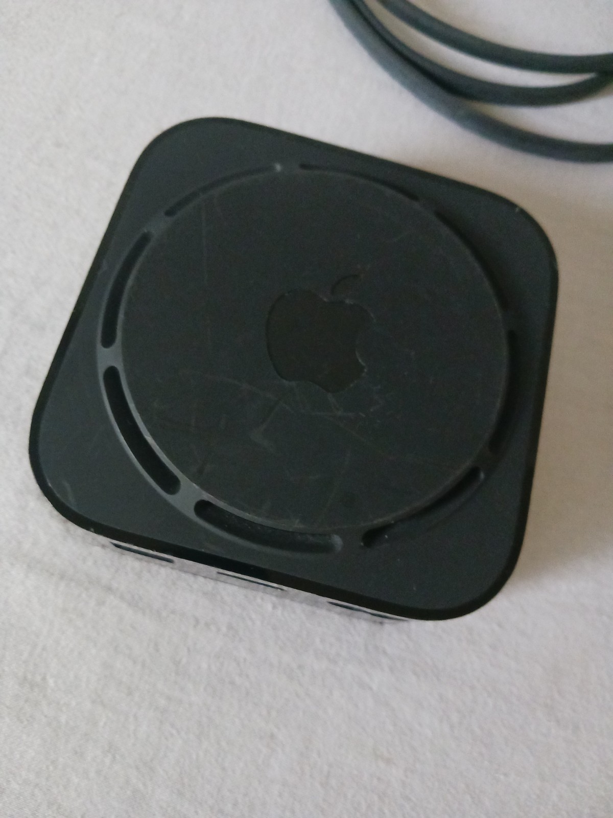 Apple TV 4K A1842 32GB Wi-Fi Streamer with Apple TV A1294 Remote – TESTED – EUC
